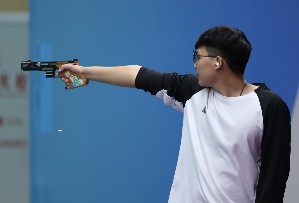 inews, 奖仪式上, 他最终获得